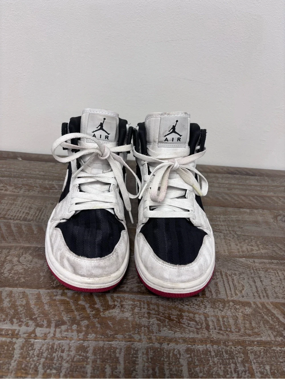 Jordan 1 Mid SE Utility Canvas Sneaker in White & Black